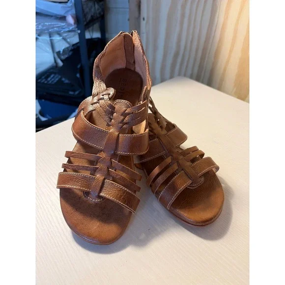 Bed Stu Cara Womens 8.5 Tan Leather Strappy Gladiator Sandals Flat Back Zip boho - Picture 4 of 7